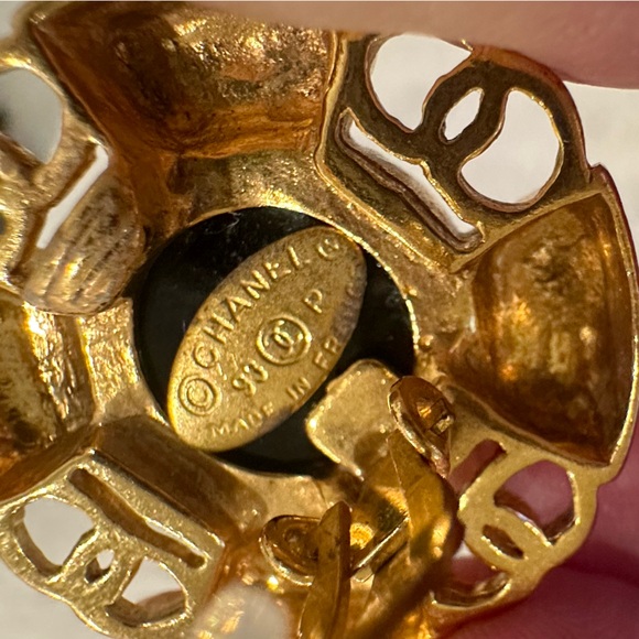 CHANEL COCO MARK CLIP ON BUTTON EARRINGS - Picture 2 of 5